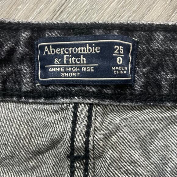 Abercrombie & Fitch Annie High Rise Shorts - Picture 3 of 5